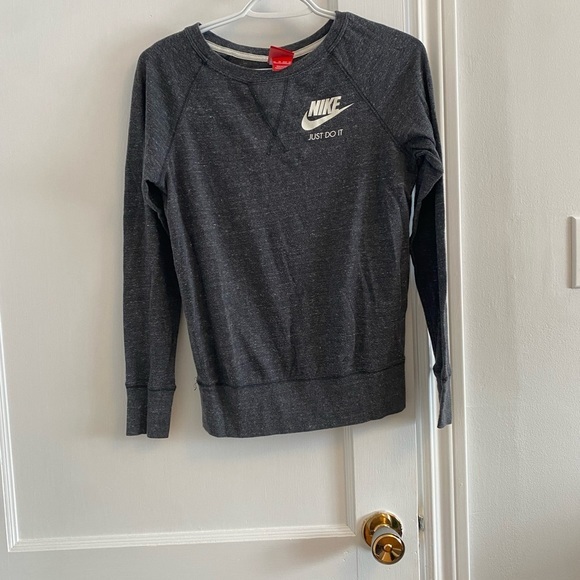 NIKE size x small - Picture 1 of 3